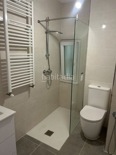 Foto 92d86f2e-3104-4e04-8f66-978b3caeab18. Alquiler piso vivienda en pinares en Los Castros Santander