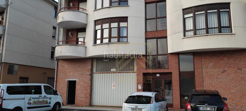 Foto 3f5ae24a-d336-4a19-9768-1806688c56dc. Location local commercial dans Entrambasaguas