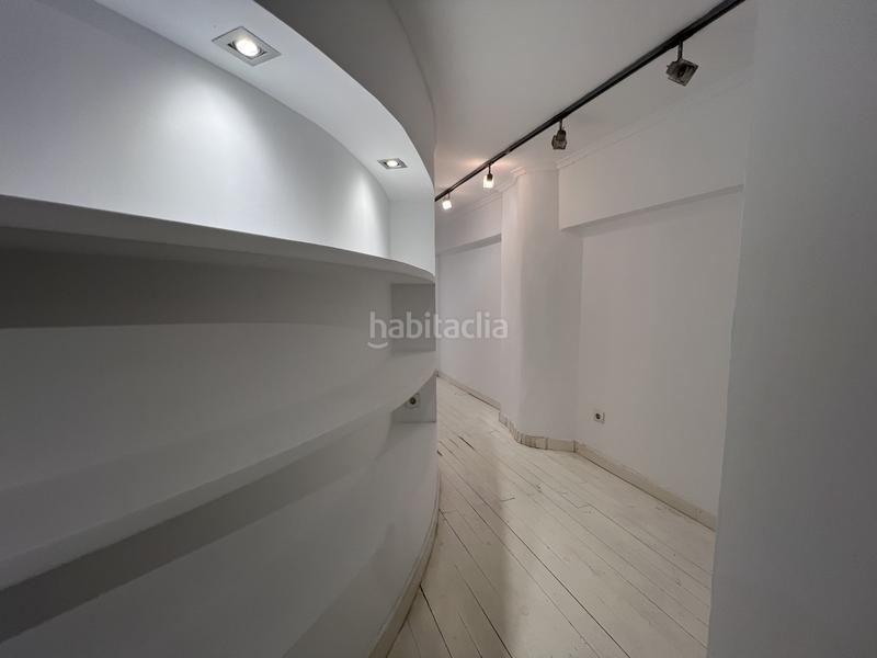 Foto 8274ddbd-bf2f-459d-bf4d-fa2c6c94b741. Rent business premise in Centro - Ayuntamiento Santander