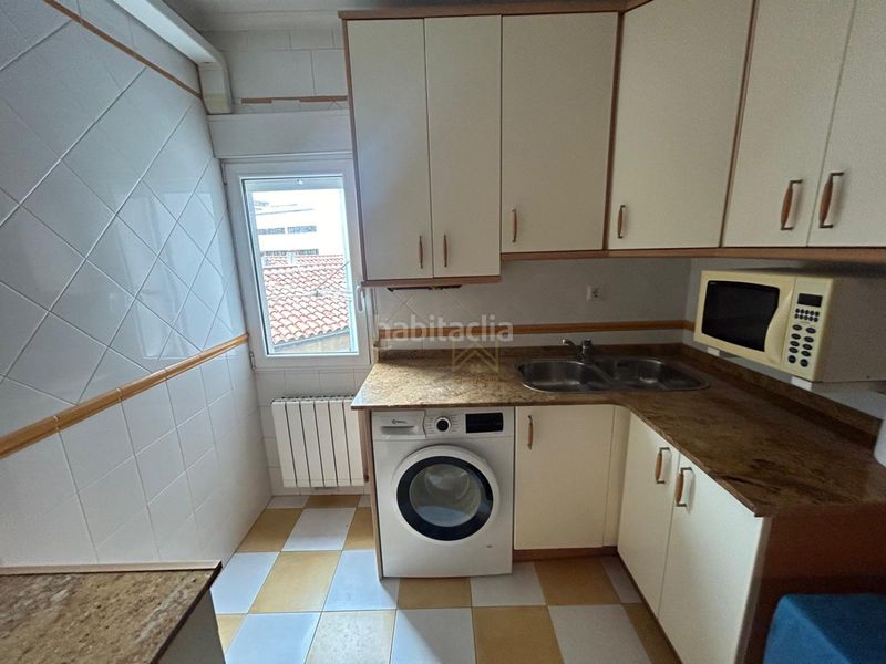 Foto 0a772b02-9e8b-4cad-a830-bec4b28fbc83. Rent flat with heating in Centro - Ayuntamiento Santander