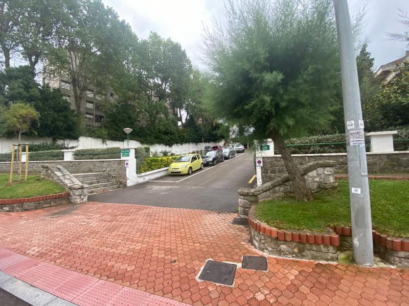 Foto b55a2d89-7672-4ec6-b24f-8b3b63ac579d. Alquiler piso avenida de Los Castros en Los Castros Santander