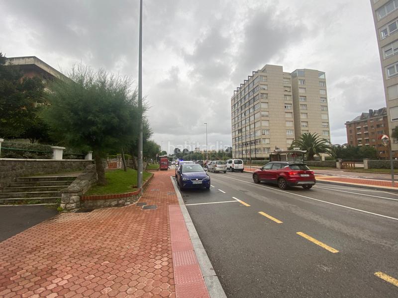 Foto fa3fee76-aa5a-431e-b31e-310230e79682. Alquiler piso avenida de Los Castros en Los Castros Santander