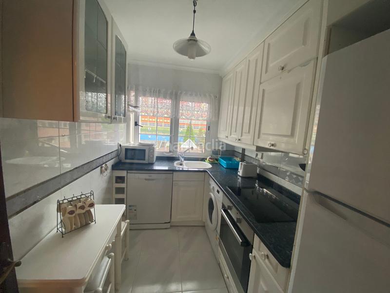 Foto e4211b7f-aa21-4c0d-8bb3-7ef7149025fd. Location appartement avec chauffage dans Los Castros Santander