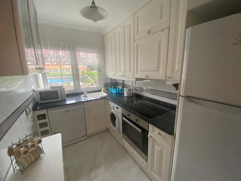 Foto f9cd384a-6c48-4851-9a6c-00ce5d7fac20. Location appartement avec chauffage dans Los Castros Santander