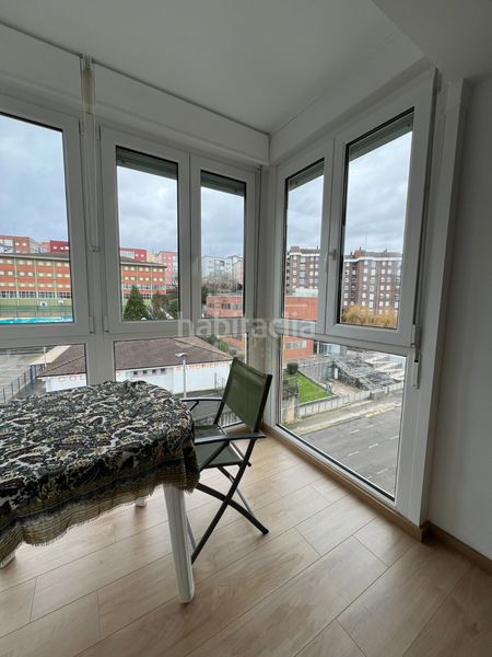 Foto f8bcd2f2-d5c8-42df-b43d-54285614e0ea. Rent flat with heating in Los Castros Santander