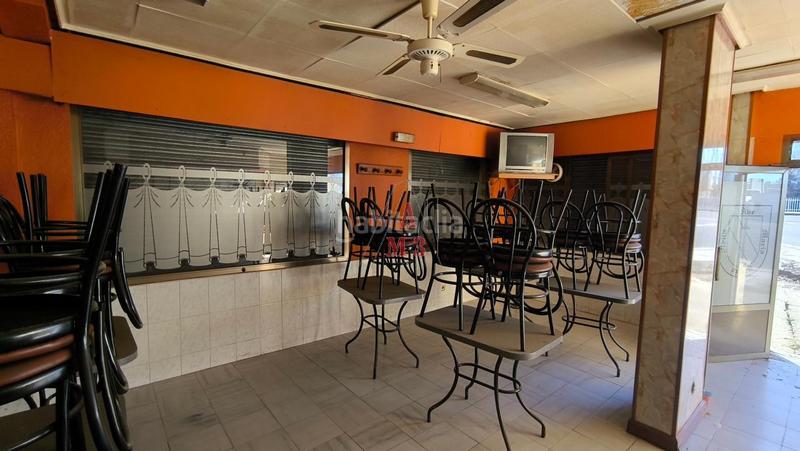 Foto f2c29136-fbc5-40ad-8f49-e93852832cb4. Local comercial en Armunia León