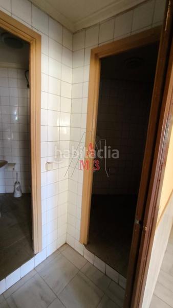 Foto 73150385-e419-4469-bdff-d18e3af7dad1. Local commercial dans Armunia León