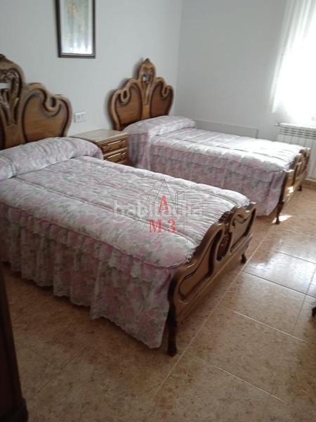 Foto 616f4f5d-1490-4426-b4cf-7f4bc3169e1f. Casa amb calefacció aparcament a Luyego