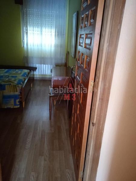 Foto 4e7d935a-2fcd-4a51-afeb-4e95ea2b5019. Haus mit heizung parking in Luyego