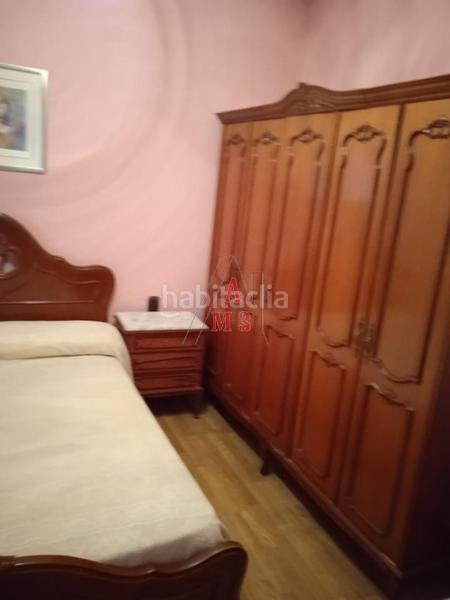 Foto c7441be6-b50e-43b9-a70e-f1d940a45570. Haus mit heizung parking in Luyego