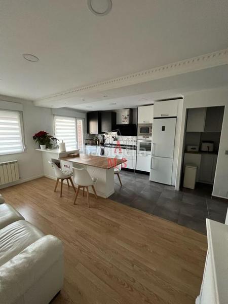 Foto 737132b0-429c-4934-a34e-327e4888b5fe. Pis amb calefacció aparcament a Trobajo del camino