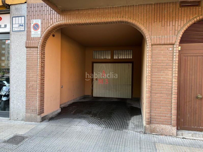 Foto 511f1c7b-f2f1-47a6-966c-9524571708e5. Parking coche en San Mamés - La Palomera León