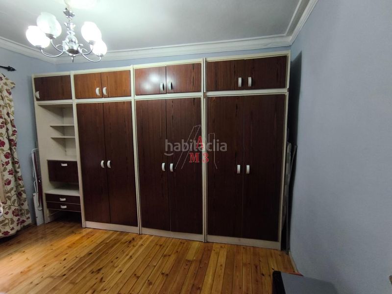 Foto 5a9bd424-e1ef-4ec4-bba2-f6481ff86e83. Alquiler piso en Casco Antiguo León