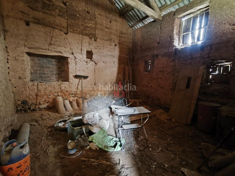 Foto 0a5844fb-3d5e-48d6-825b-c19a1dba8880. Casa amb aparcament a Villamejil