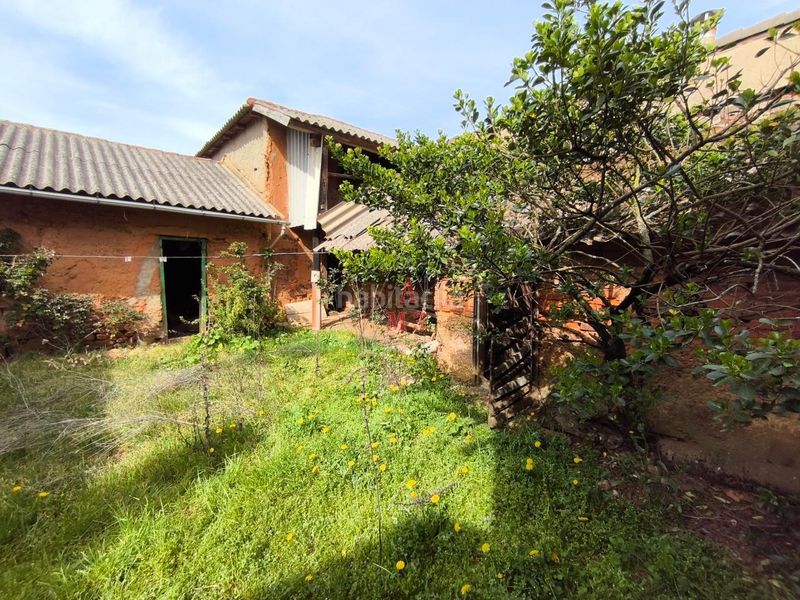 Foto 102ec113-9474-4b27-bc24-a965672273b4. Casa amb aparcament a Villamejil