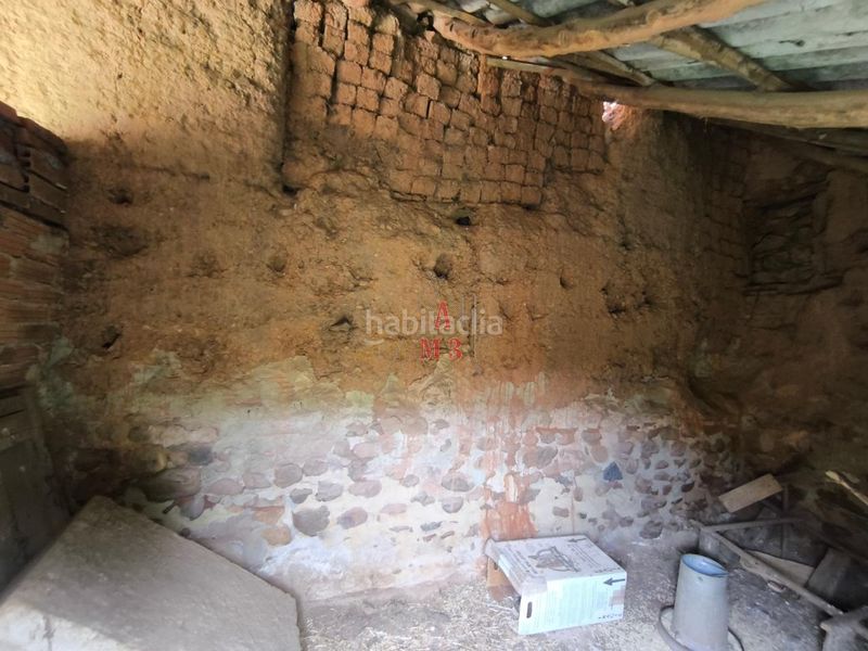 Foto 3cb45b77-61d3-44e7-900e-f8cb40963b84. Casa amb aparcament a Villamejil