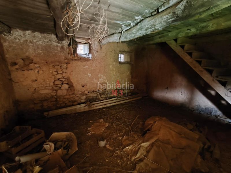 Foto 84a528d9-a159-4deb-947c-13eec341ba4e. Casa amb aparcament a Villamejil