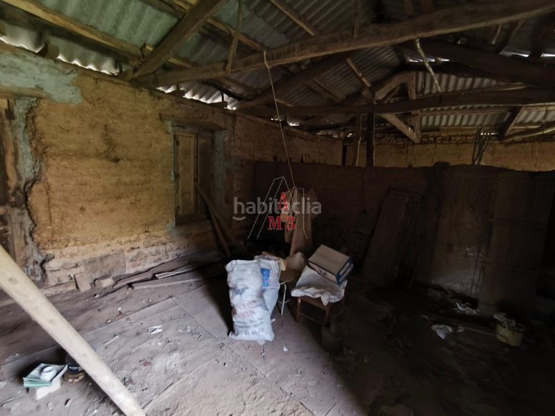 Foto d0246583-6f5b-410e-99ac-18c7cb594dfa. Casa amb aparcament a Villamejil
