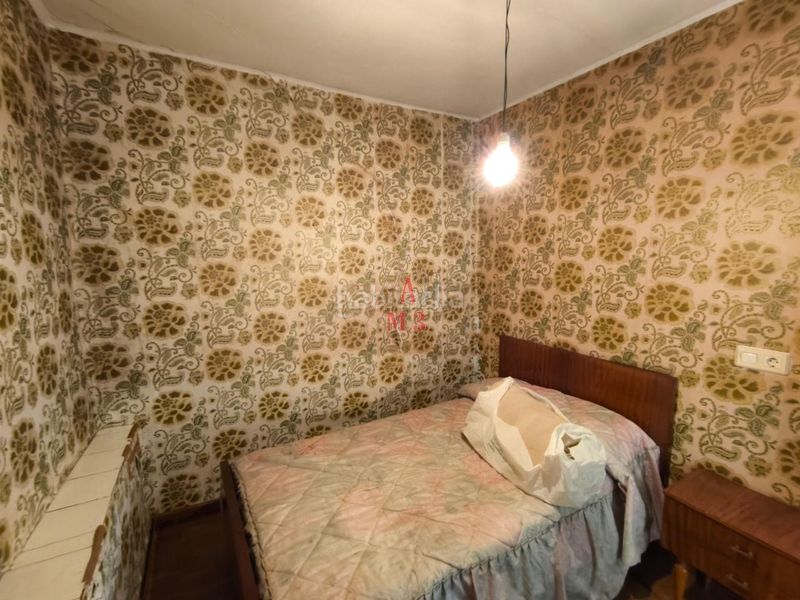 Foto df13cca3-b8ff-4c06-8d6c-4f1b75febad7. Casa amb aparcament a Villamejil