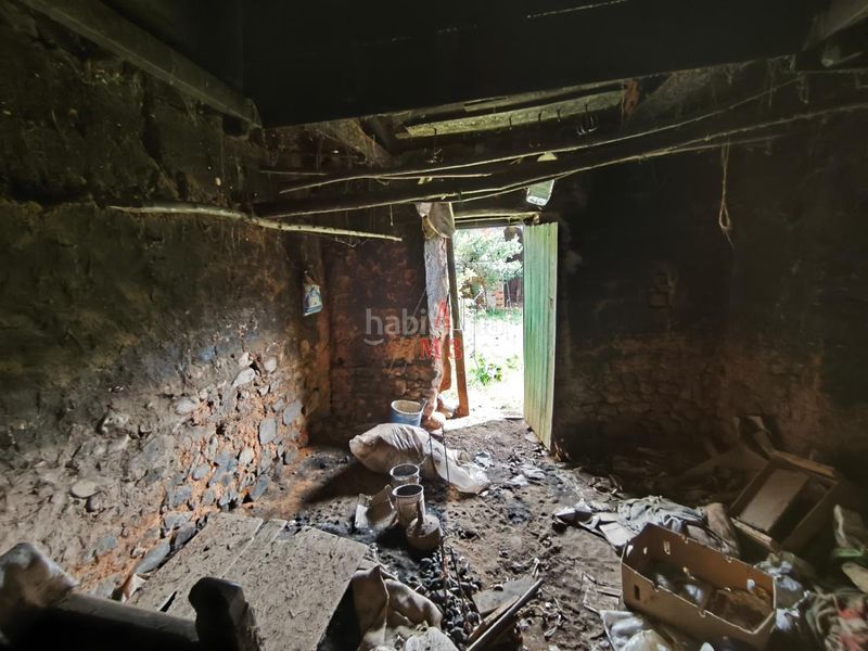 Foto e5e31d82-a3a0-46f9-a904-6a7decd2c48f. Casa amb aparcament a Villamejil