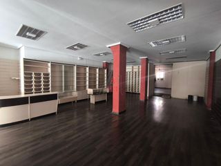 Locale commerciale in Ramiro II