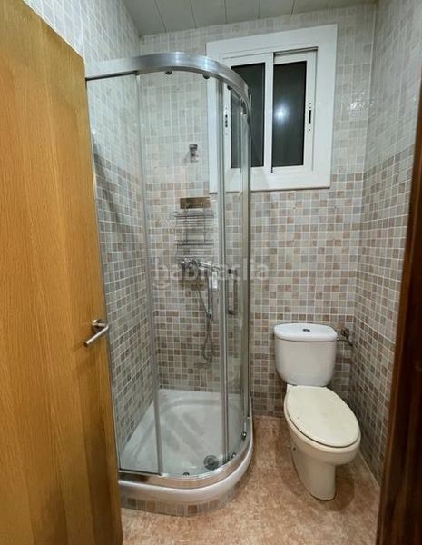 Foto 13edfe0a-1f6a-484f-bdcd-c2c265245a11. Pis a Guinardó Barcelona