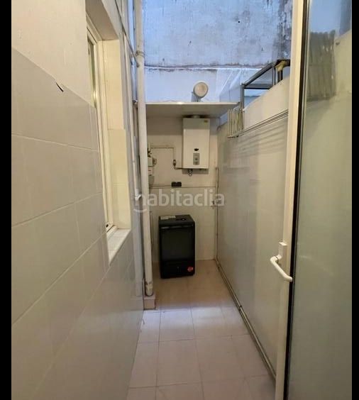 Foto d77a9a62-e118-4023-a0b2-a3f74ab4d9e0. Pis a Guinardó Barcelona