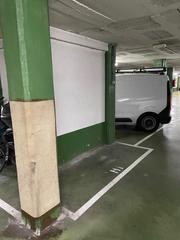 Autoparkplatz in El Camp de l´Arpa del Clot