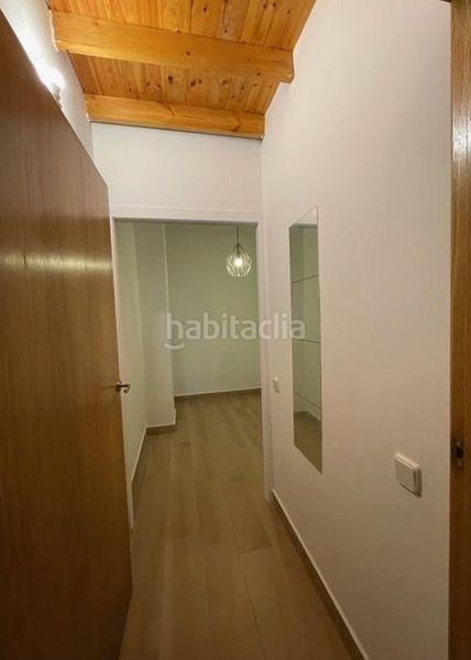 Foto cde96fac-da26-47ea-b78c-8a1cbdda7085. Pis a Guinardó Barcelona
