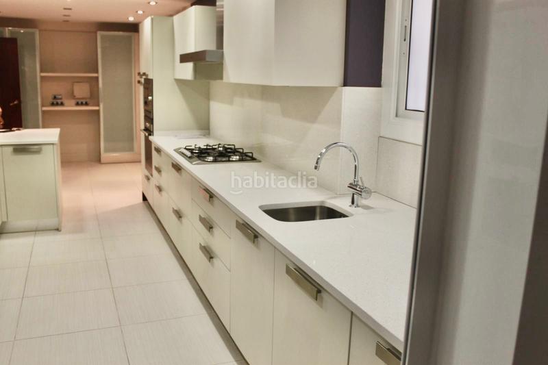 Foto 565aa342-710f-4720-a2bb-d87f56866625. Piso urge venta!!! piso en venta en la calle raset, en Barcelona