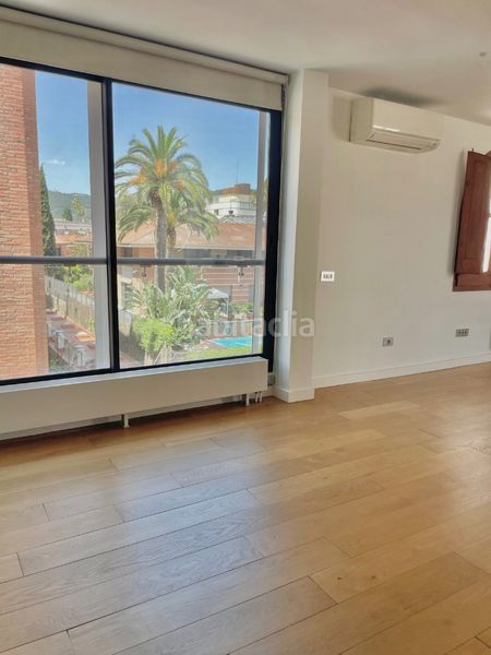 Foto 1558bf00-208b-4b2c-a1a8-2382ada76325. Casa amb calefacció aparcament a Sant Gervasi - Bonanova Barcelona