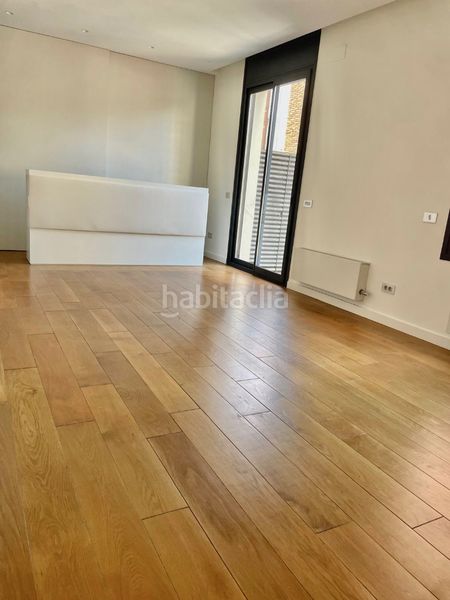 Foto 3ec4f5f7-bdf4-4125-8bbf-0f8cd890133d. Casa amb calefacció aparcament a Sant Gervasi - Bonanova Barcelona