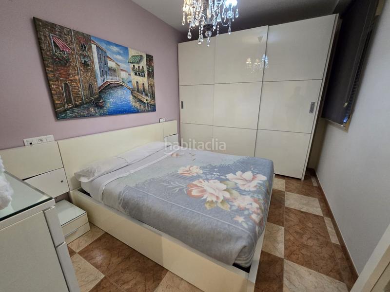 Foto 19f1dac9-d914-463a-8627-dda0212941b4. Piso  con 3 habitaciones y plaza de garaje y licencia turistica en Motril