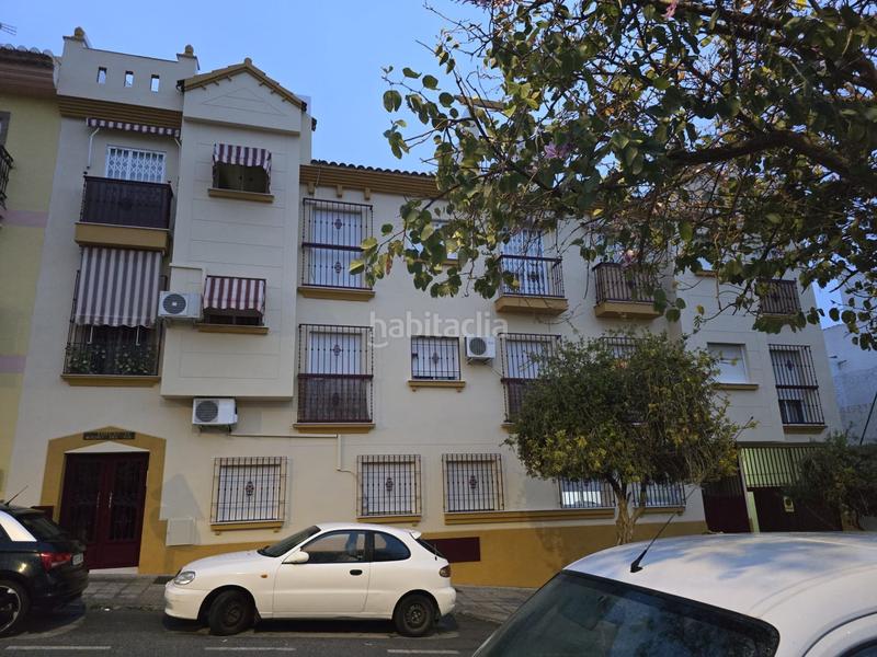 Foto 4364cb4f-b395-4603-82bb-ef4238567725. Piso  con 3 habitaciones y plaza de garaje y licencia turistica en Motril