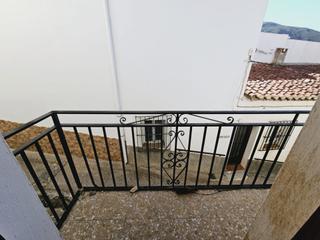 Casa adossada  Real. Pintoresca casa en rubite cerca de la iglesia