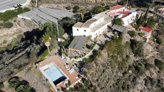 Masia  Saltadero. Casa de campo con parcela en melicena