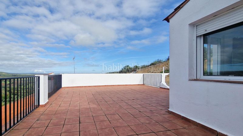 Foto abe5eac9-c58a-42db-9a3e-cdf47fc9e1d2. Casa amb calefacció a Nogales