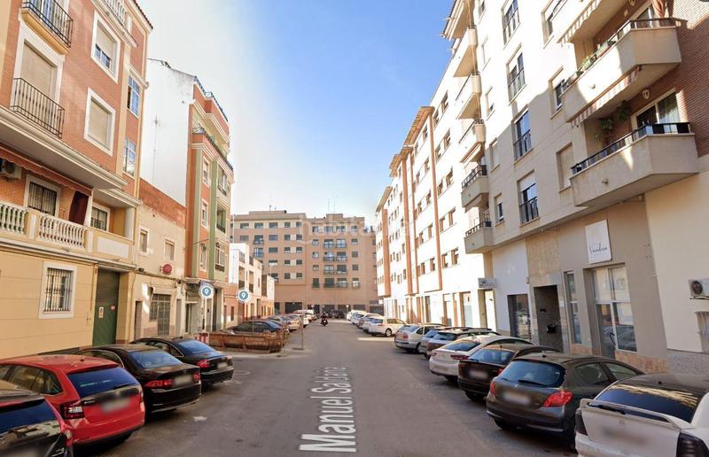 Foto e722e062-ad3c-4b17-a731-bfda2a86efe1. Location parking voiture dans calle manuel saldaña 28 dans Badajoz