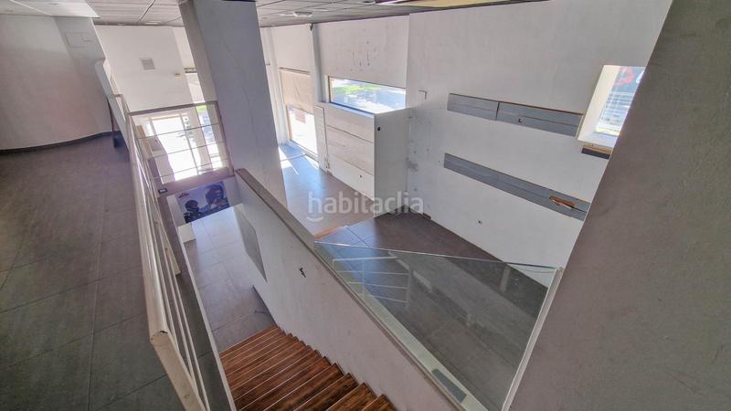 Foto 476ed90b-d591-4297-a50f-fd9fc0fdcb79. Local comercial en avenida damian tellez la fuente 24 local esquina en venta av damián téllez la fuente con garaje y trastero en Badajoz