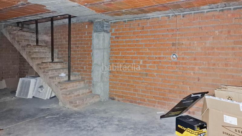 Foto 548ec735-04c7-4246-a27f-989a38974eb7. Local comercial en avenida damian tellez la fuente 24 local esquina en venta av damián téllez la fuente con garaje y trastero en Badajoz