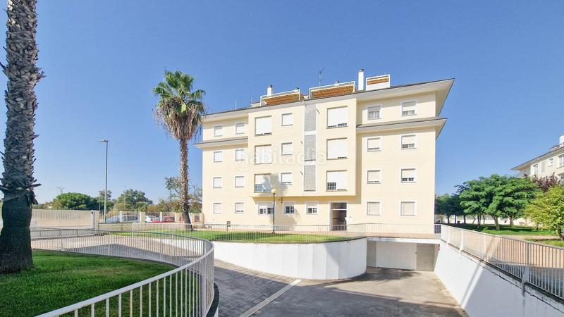 Foto 7cbbdd4d-07fc-466e-9f39-afac8347e712. Alquiler planta baja piso bajo de 3 dormitorios amueblado en alquiler con garaje zona jardines del guadiana en Badajoz