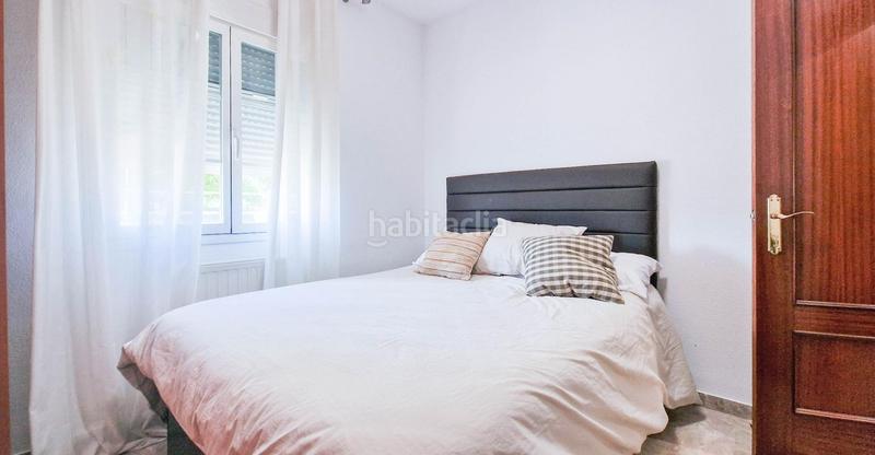 Foto 9e14ff62-ca73-4807-bda9-48fd1efe7ff4. Alquiler planta baja piso bajo de 3 dormitorios amueblado en alquiler con garaje zona jardines del guadiana en Badajoz
