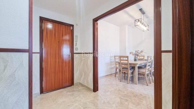 Foto f27aaee3-3712-45c9-a154-87b9890a1ecc. Alquiler planta baja piso bajo de 3 dormitorios amueblado en alquiler con garaje zona jardines del guadiana en Badajoz