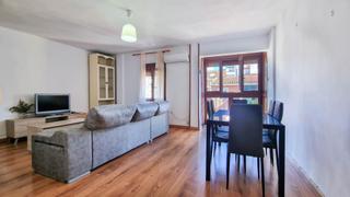 Location Appartement  Calle arturo gazul. Apartamento  en alquiler zona estación autobuses