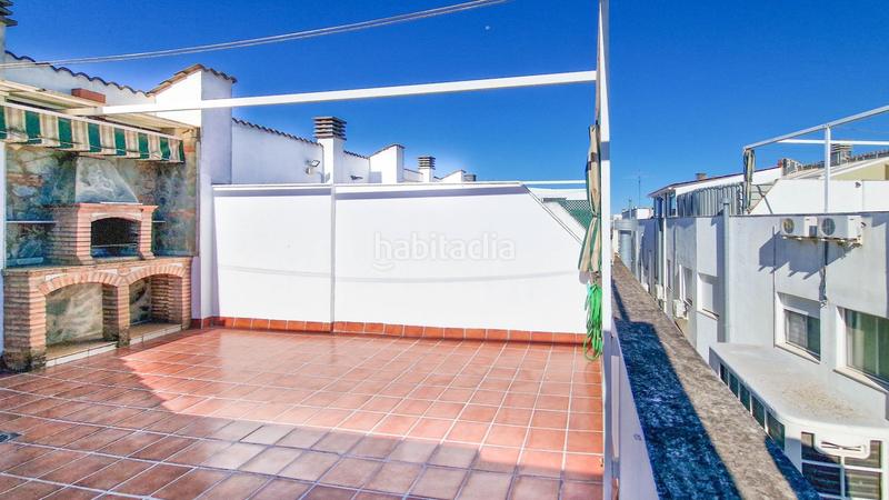 Foto 014711d8-b5b1-4c39-9758-4121f9da672c. Casa adossada amb calefacció aparcament a Carretera de Sevilla - Los Montitos Badajoz