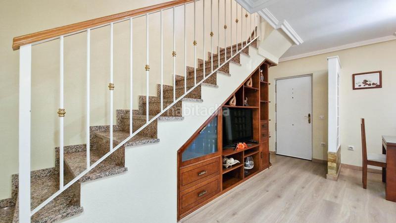 Foto 2d54ba68-0895-4250-b4f0-5ee7394655b7. Casa adossada amb calefacció aparcament a Carretera de Sevilla - Los Montitos Badajoz