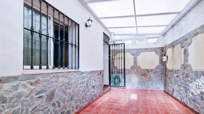 Foto 9d3381b2-82d4-477d-93ea-2e89be7daa51. Casa adossada amb calefacció aparcament a Carretera de Sevilla - Los Montitos Badajoz