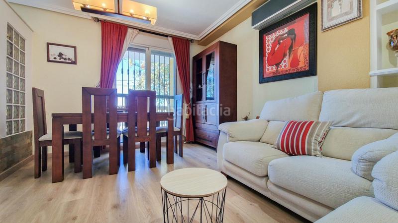 Foto a39c94bd-f73c-4003-9b95-69a0ca2920b6. Casa adossada amb calefacció aparcament a Carretera de Sevilla - Los Montitos Badajoz