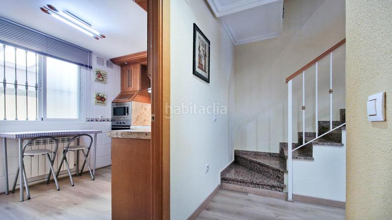 Foto a6fc9d49-f4db-4c17-9e52-f5b83c10d7ff. Casa adossada amb calefacció aparcament a Carretera de Sevilla - Los Montitos Badajoz