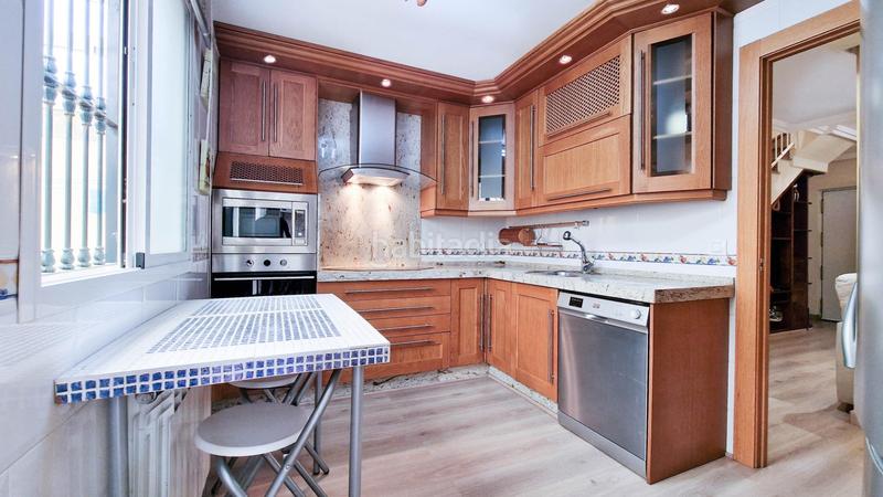 Foto c484e2b7-ad30-4932-9d1c-c39ce05541a5. Casa adossada amb calefacció aparcament a Carretera de Sevilla - Los Montitos Badajoz